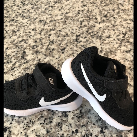 Nike Other - Toddler boys nikes size 5